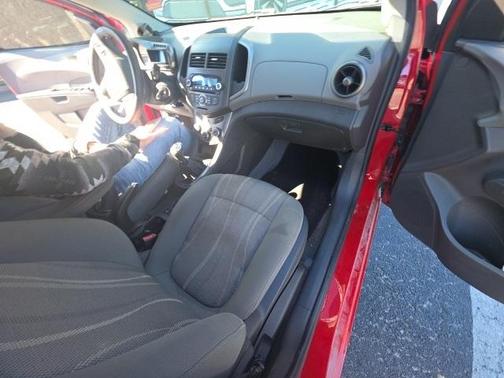 2012 Chevrolet Sonic 1LT