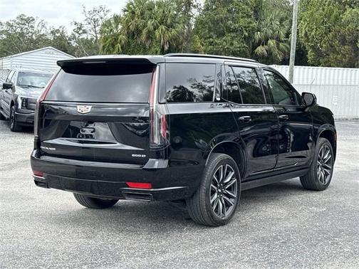 2023 Cadillac Escalade Sport