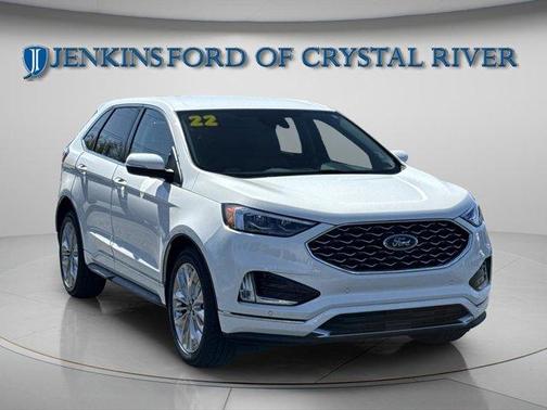 Star White 2022 Ford Edge Titanium