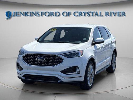 Star White 2022 Ford Edge Titanium