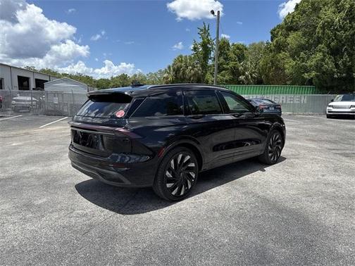 2025 Lincoln Nautilus Reserve