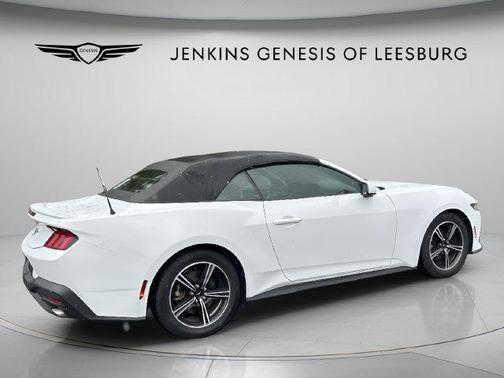 Oxford White 2024 Ford Mustang EcoBoost Premium
