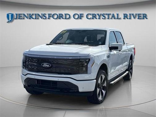 2025 Ford F-150 Lightning Platinum