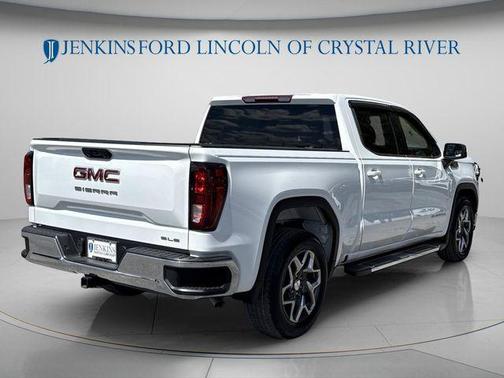Summit White 2023 GMC Sierra 1500 SLE