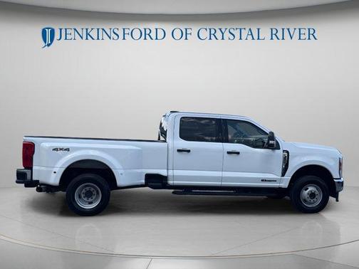 Oxford White 2026 Ford F-350 XLT