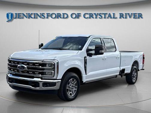 Oxford White 2026 Ford F-350 Lariat Super Duty