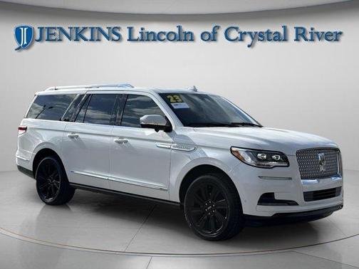 2023 Lincoln Navigator L Reserve