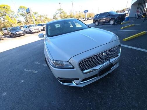 2019 Lincoln Continental Select