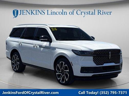White Metallic 2026 Lincoln Navigator Reserve