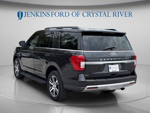 Dark Matter Gray Metallic 2024 Ford Expedition XLT