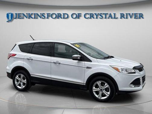 Oxford White 2014 Ford Escape SE