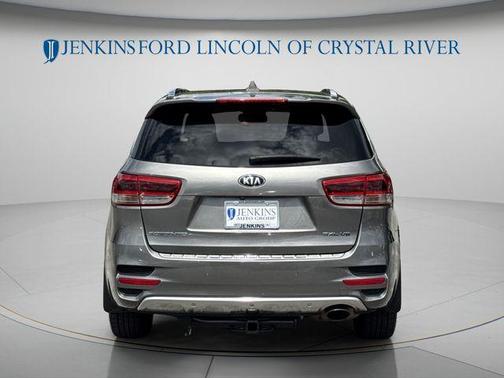 Titanium Silver 2016 Kia Sorento SX