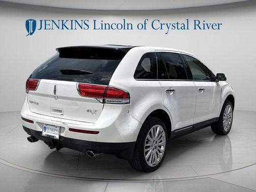 White Platinum Clearcoat Metallic 2011 Lincoln MKX Base