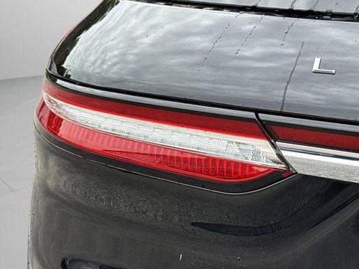 Infinite Black Metallic 2026 Lincoln Corsair Premiere