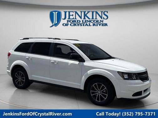 Vice White 2018 Dodge Journey SE