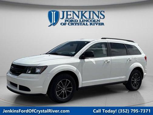 Vice White 2018 Dodge Journey SE