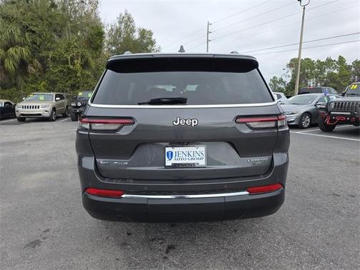 2021 Jeep Grand Cherokee L Laredo