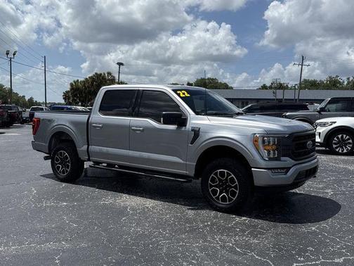 Iconic Silver Metallic 2022 Ford F-150 XLT