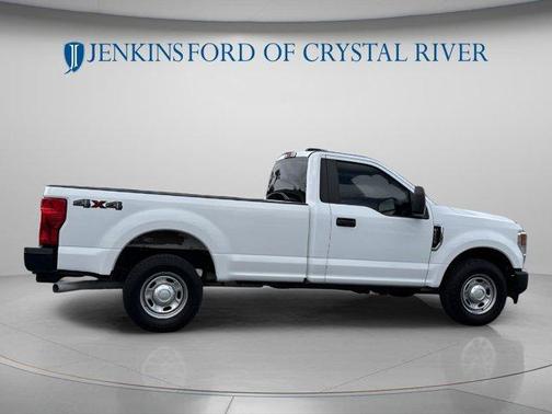 Oxford White 2022 Ford F-250 XL