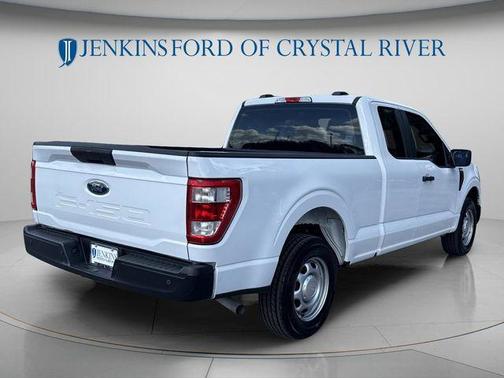 Oxford White 2022 Ford F-150 XL