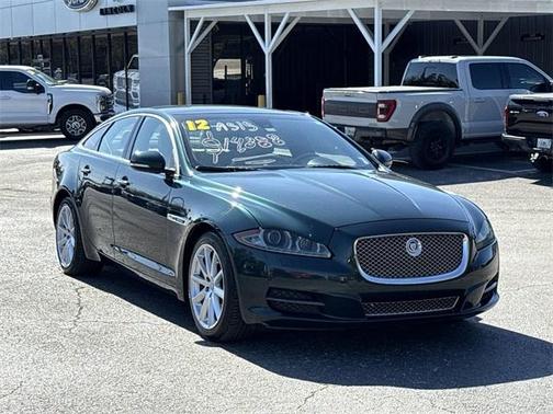 2012 Jaguar XJ Base