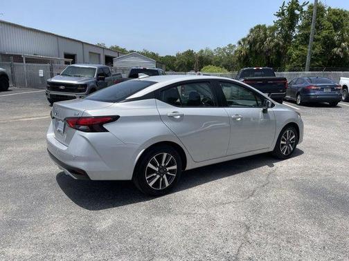 2023 Nissan Versa 1.6 SV