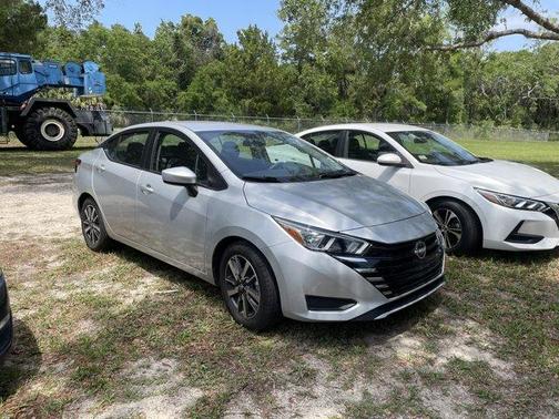 2023 Nissan Versa 1.6 SV