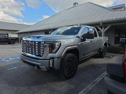 2024 GMC Sierra 2500 Denali