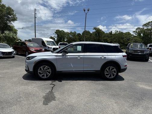 2025 Lincoln Corsair Premiere