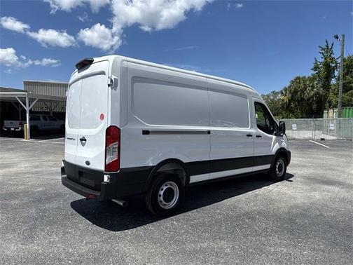 2025 Ford Transit-250 148 WB Medium Roof Cargo