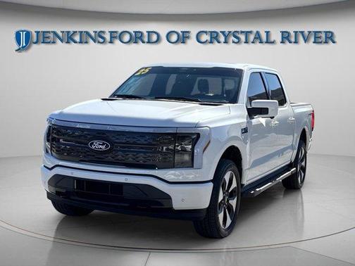2025 Ford F-150 Lightning Platinum