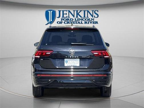 2022 Volkswagen Tiguan 2.0T SE R-Line Black