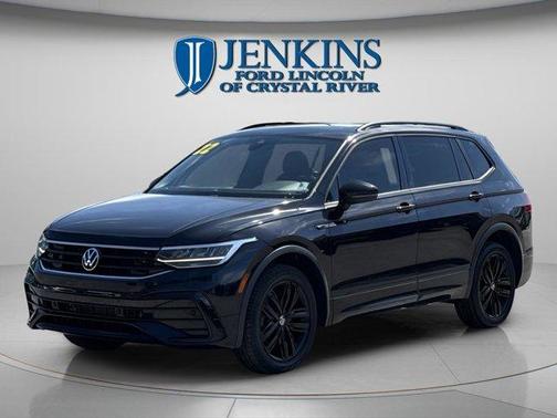 2022 Volkswagen Tiguan 2.0T SE R-Line Black