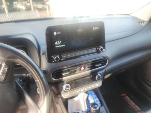 2022 Hyundai KONA Limited