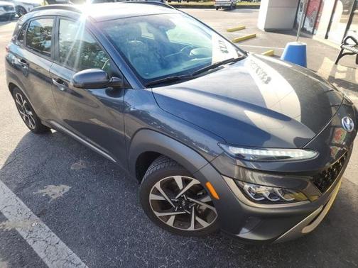 2022 Hyundai KONA Limited