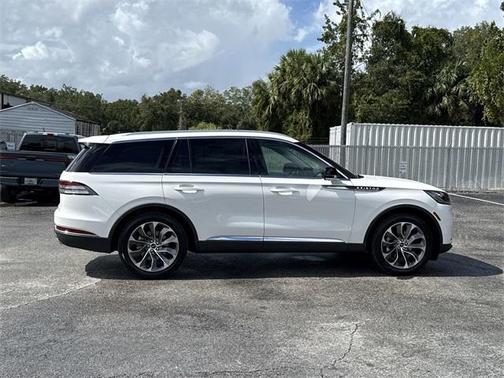2025 Lincoln Aviator Premiere