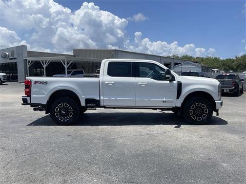 2025 Ford F-250 Platinum