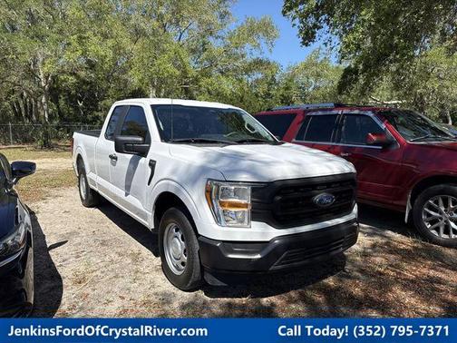 Oxford White 2022 Ford F-150 XL