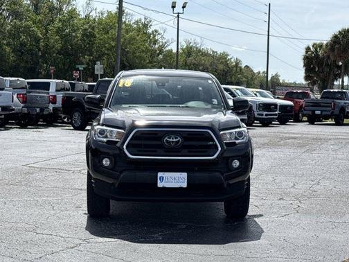 2018 Toyota Tacoma SR5