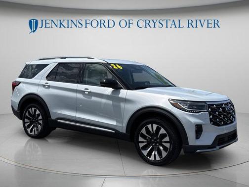 Space White Metallic 2026 Ford Explorer Platinum