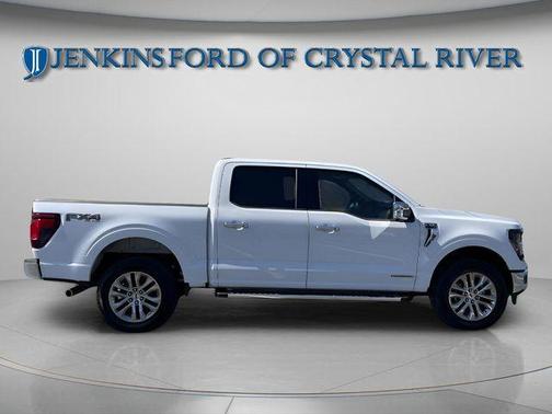 Oxford White 2025 Ford F-150 XLT
