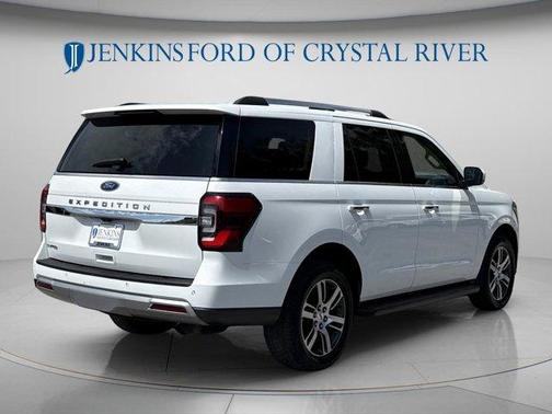 Star White 2024 Ford Expedition Limited