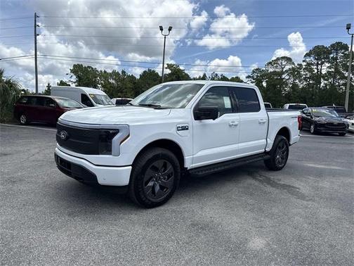 2025 Ford F-150 Lightning Flash