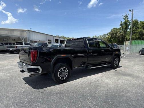 2021 GMC Sierra 2500 SLT