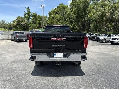 2021 GMC Sierra 2500 SLT
