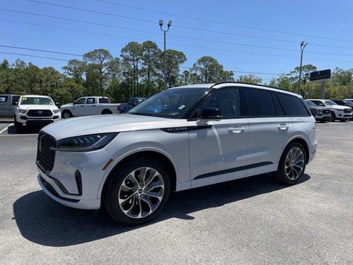 2025 Lincoln Aviator Premiere