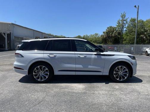 2025 Lincoln Aviator Premiere