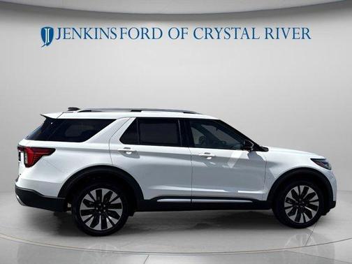 Star White 2026 Ford Explorer Platinum