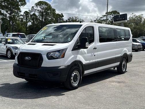 2025 Ford Transit-350 XL