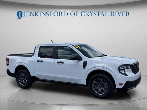 Oxford White 2026 Ford Maverick XLT